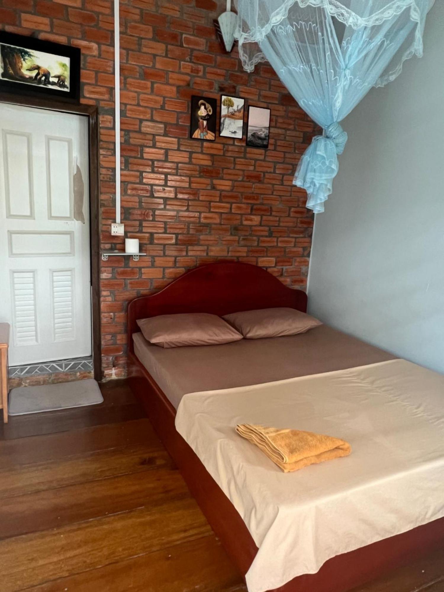Ing Ing Guesthouse Ko Rong Sanloem Eksteriør bilde