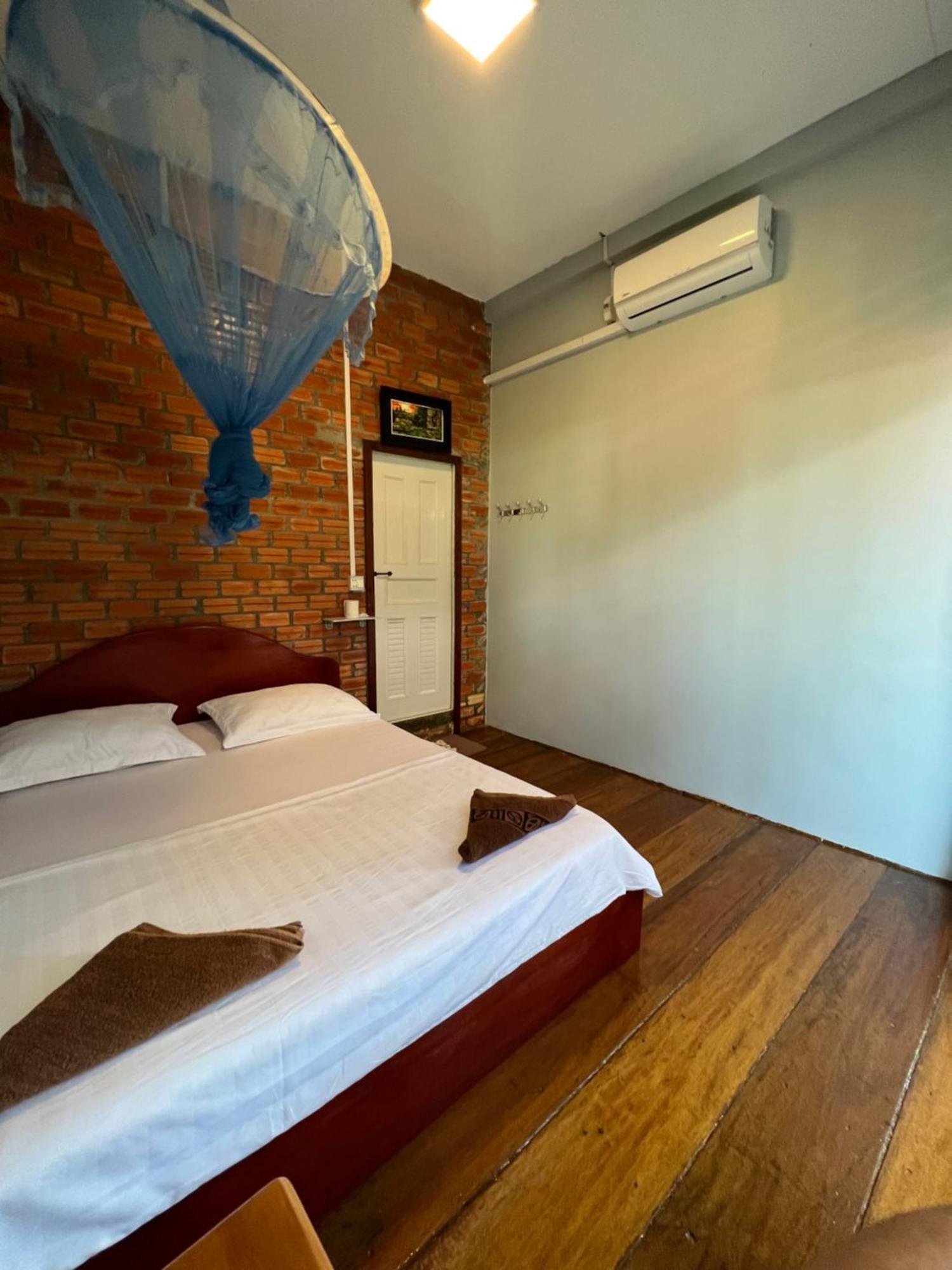 Ing Ing Guesthouse Ko Rong Sanloem Eksteriør bilde
