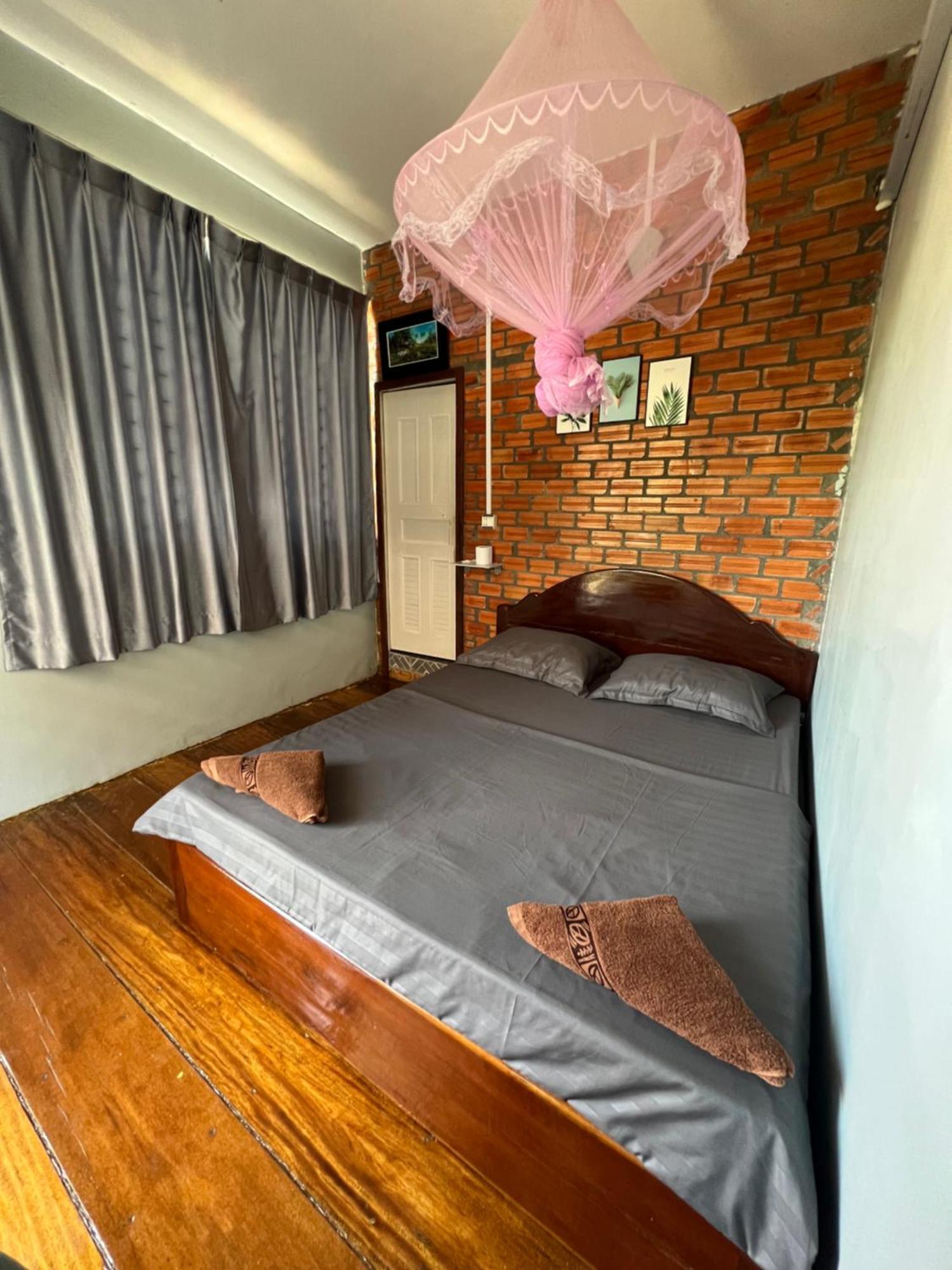 Ing Ing Guesthouse Ko Rong Sanloem Eksteriør bilde