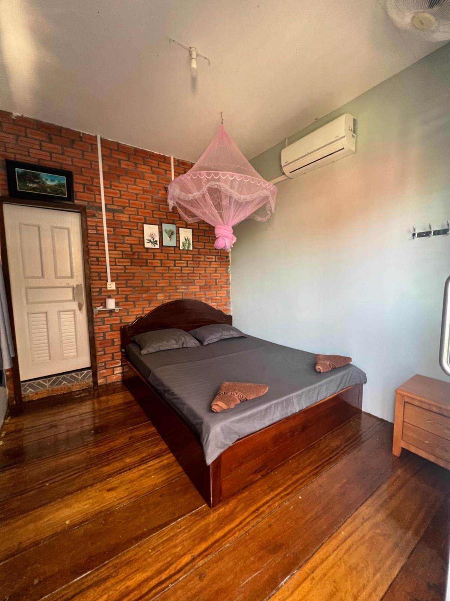 Ing Ing Guesthouse Ko Rong Sanloem Eksteriør bilde